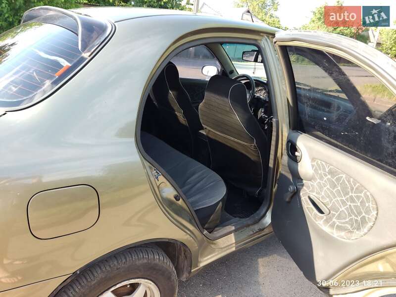 Седан Daewoo Sens 2002 в Кривому Розі