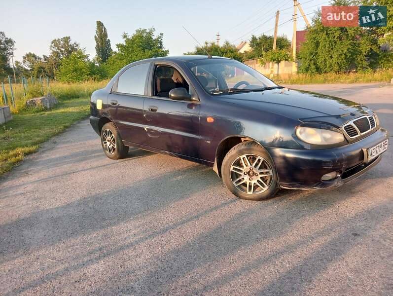 Седан Daewoo Sens 2004 в Светловодске