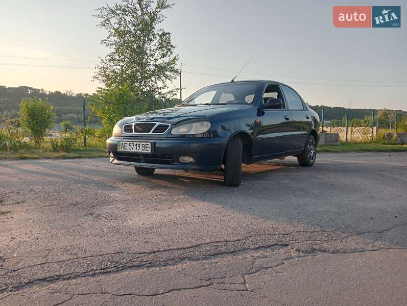 Седан Daewoo Sens 2004 в Светловодске