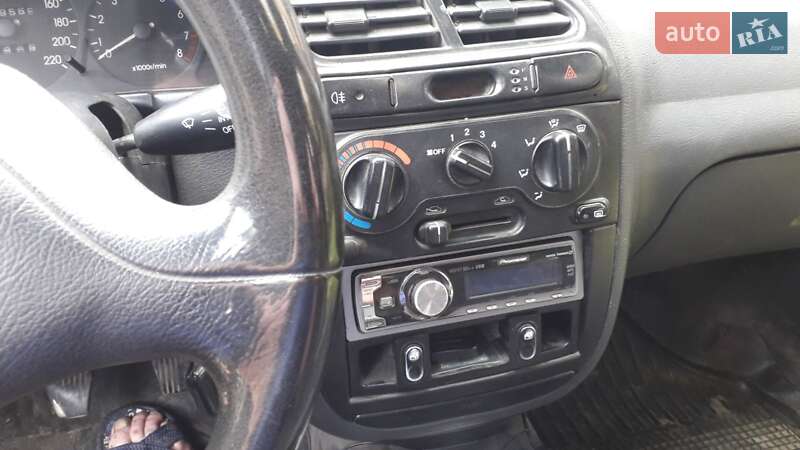 Седан Daewoo Sens 2002 в Каменец-Подольском