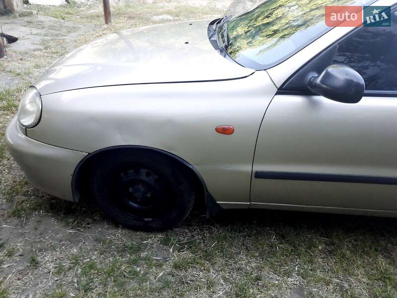 Седан Daewoo Sens 2004 в Дніпрі