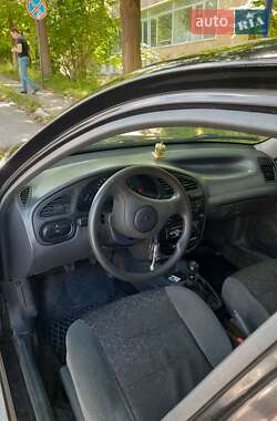 Седан Daewoo Sens 2004 в 