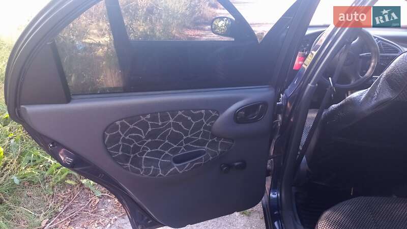 Седан Daewoo Sens 2004 в Балаклее