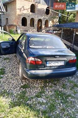 Седан Daewoo Sens 2004 в Косове