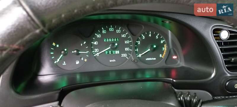 Седан Daewoo Sens 2004 в Киеве