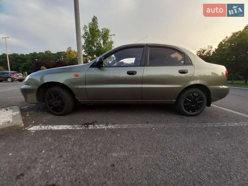 Седан Daewoo Sens 2003 в Тячеві