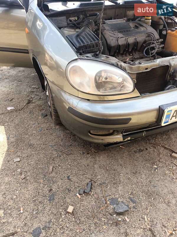 Седан Daewoo Sens 2004 в Малині