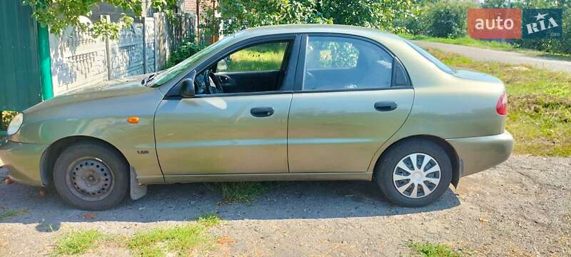 Седан Daewoo Sens 2003 в Чутове