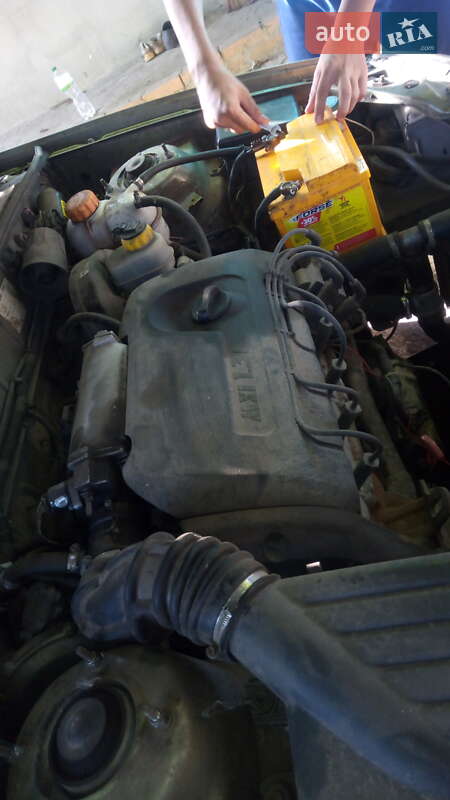 Седан Daewoo Sens 2003 в Чутове
