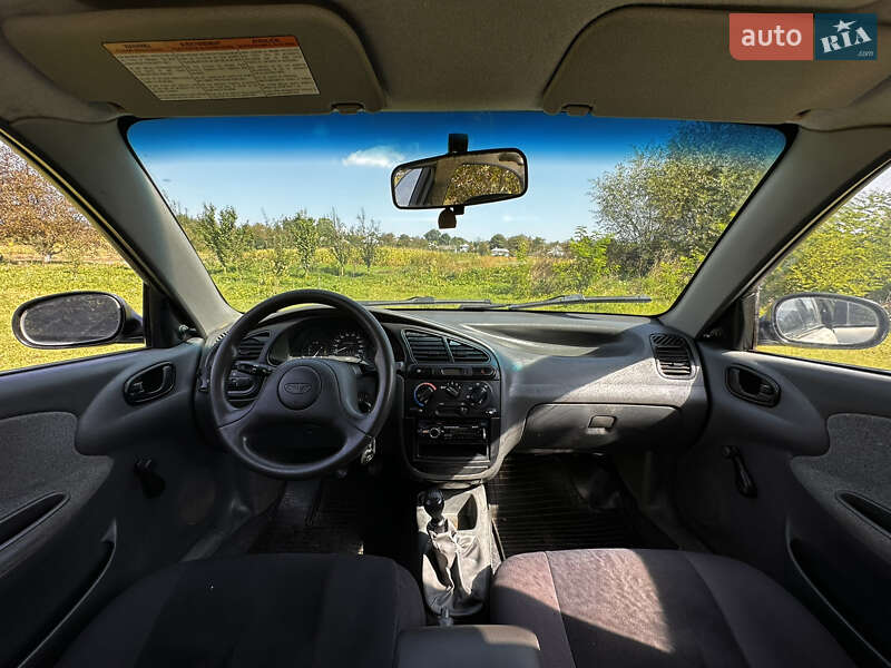 Седан Daewoo Sens 2006 в Снятині