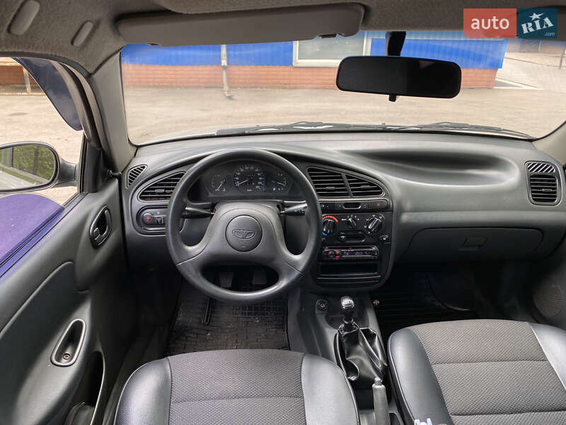 Седан Daewoo Sens 2002 в Кривом Роге