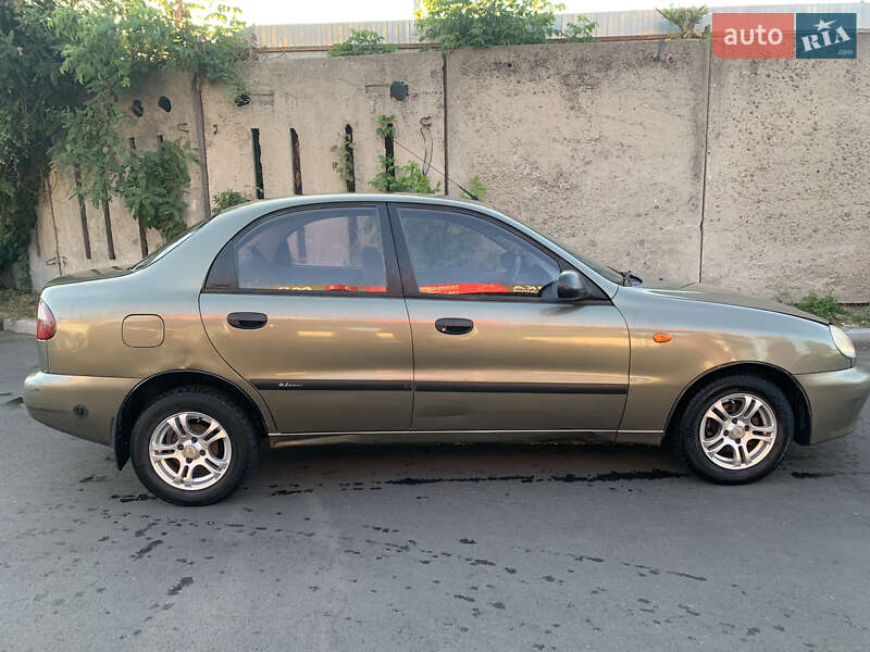 Седан Daewoo Sens 2004 в Киеве