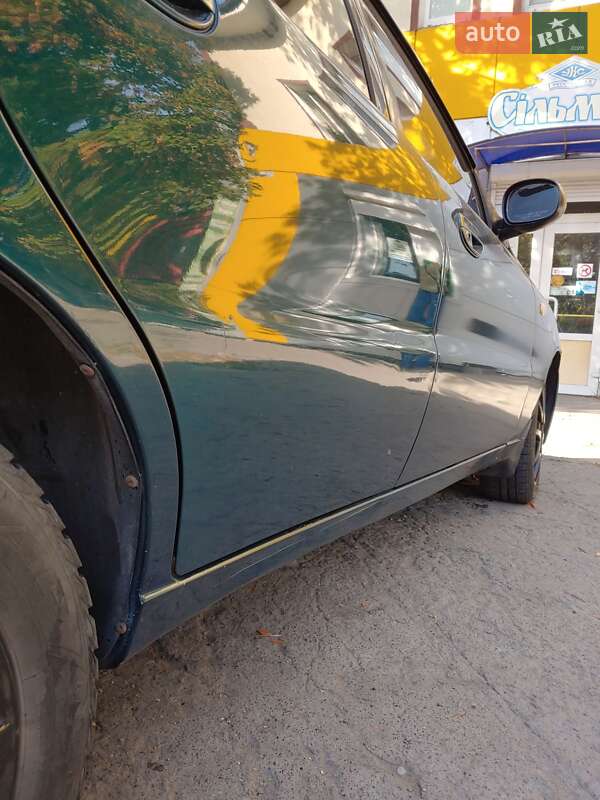 Седан Daewoo Sens 2003 в Днепре