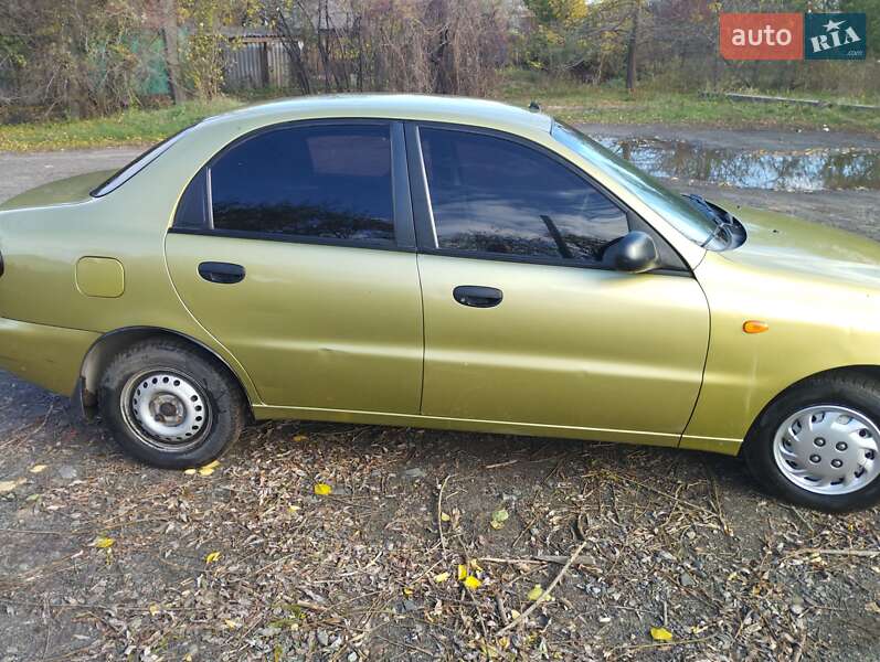 Седан Daewoo Sens 2007 в Новомосковську
