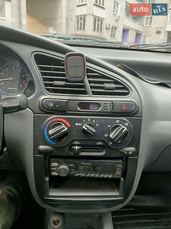 Седан Daewoo Sens 2005 в Запорожье