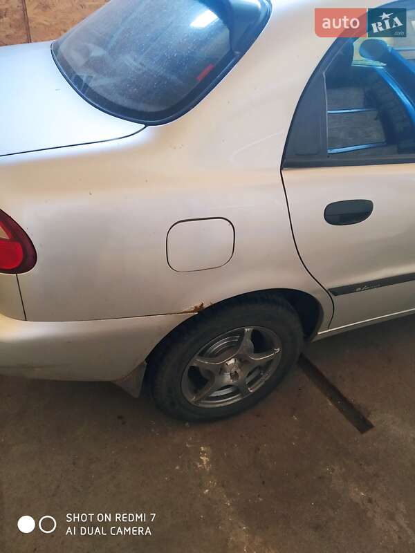 Седан Daewoo Sens 2005 в Чернигове