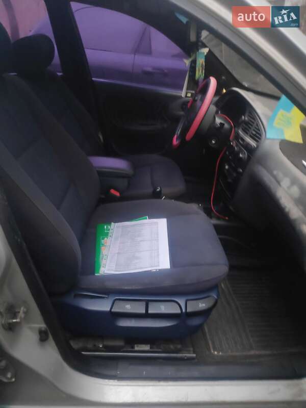 Седан Daewoo Sens 2004 в Черкассах