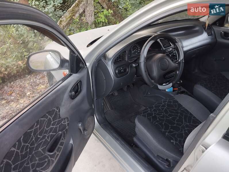 Седан Daewoo Sens 2002 в Виноградове