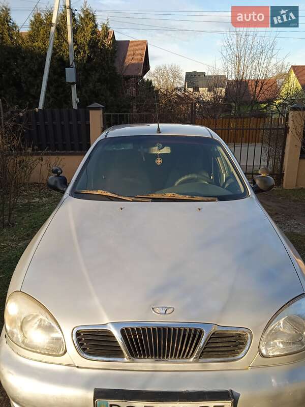 Седан Daewoo Sens 2005 в Львові