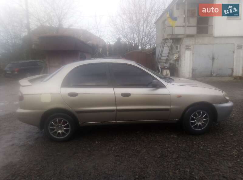 Седан Daewoo Sens 2004 в Ивано-Франковске