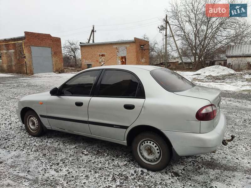 Седан Daewoo Sens 2005 в Сахновщині