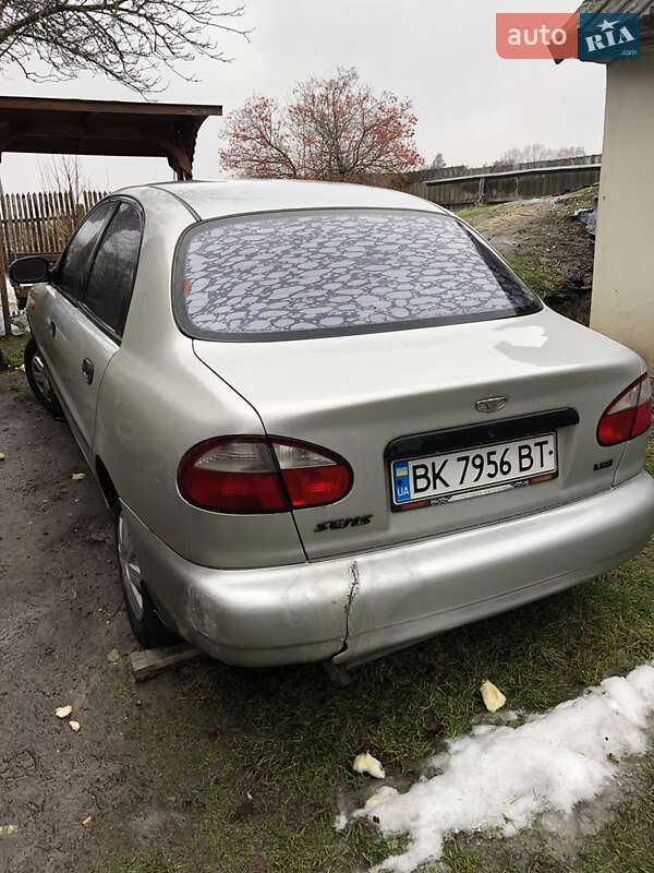 Седан Daewoo Sens 2005 в Кременце