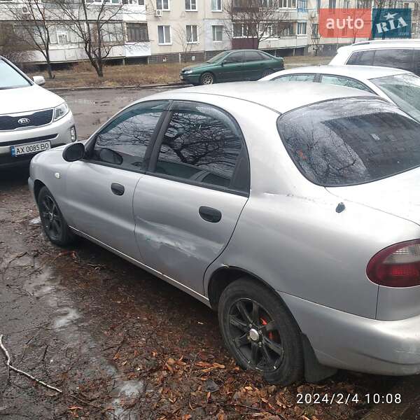 Седан Daewoo Sens 2002 в Первомайске