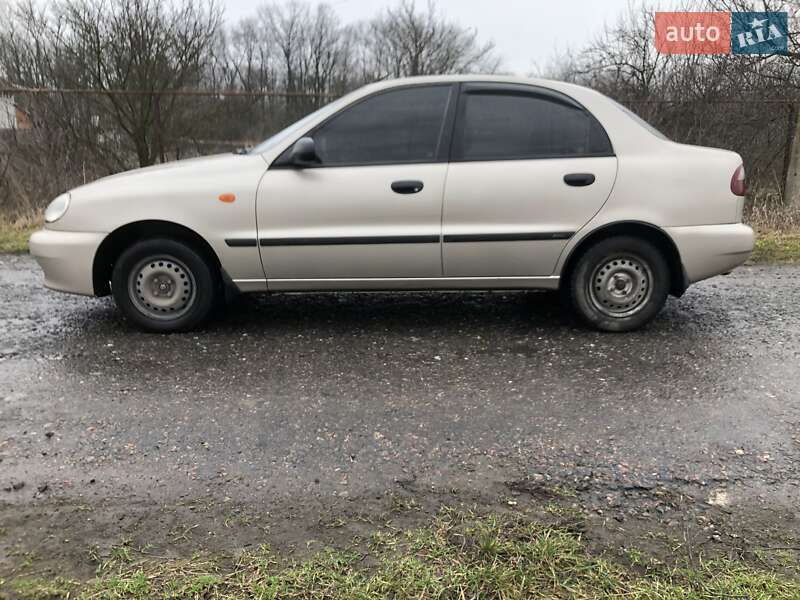 Седан Daewoo Sens 2004 в Дніпрі