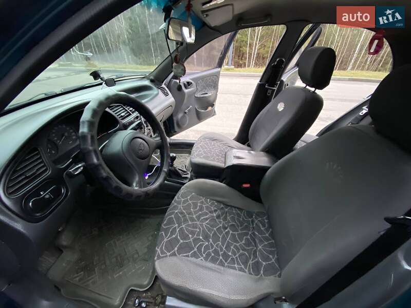 Седан Daewoo Sens 2003 в Киеве