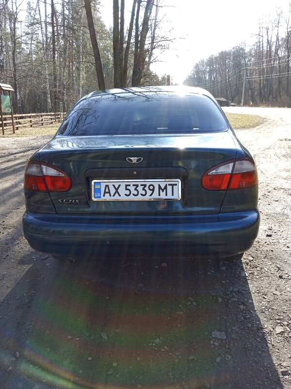 Седан Daewoo Sens 2003 в Краснокутске