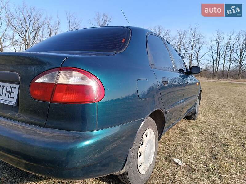 Седан Daewoo Sens 2004 в Долинской