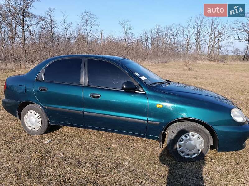 Седан Daewoo Sens 2004 в Долинской