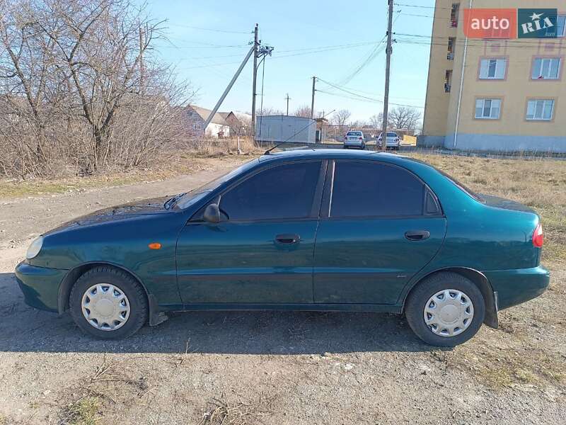 Седан Daewoo Sens 2004 в Долинской