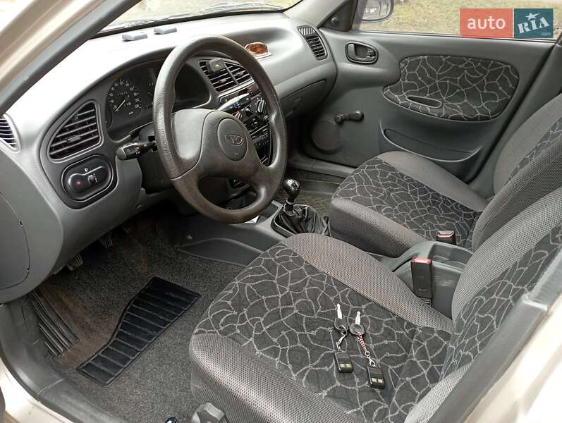 Седан Daewoo Sens 2004 в Черкассах