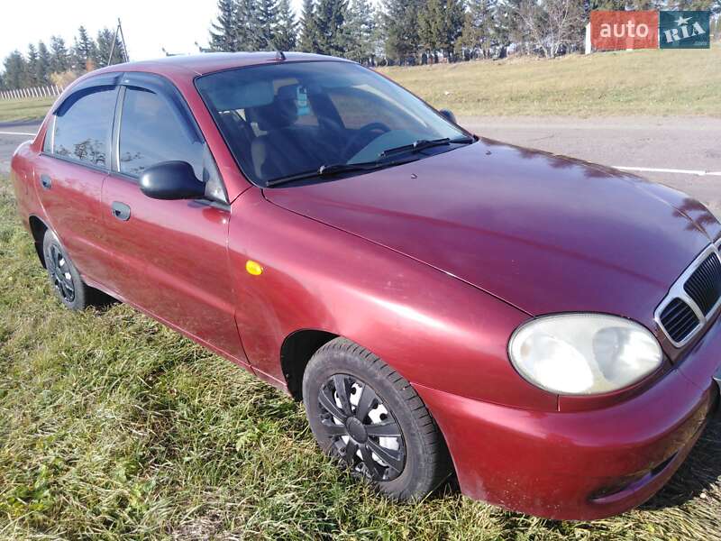 Седан Daewoo Sens 2004 в Сокале