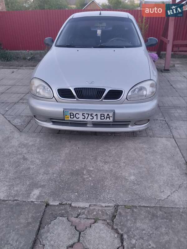 Седан Daewoo Sens 2003 в Стрые