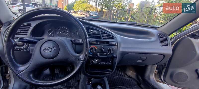 Седан Daewoo Sens 2002 в Киеве