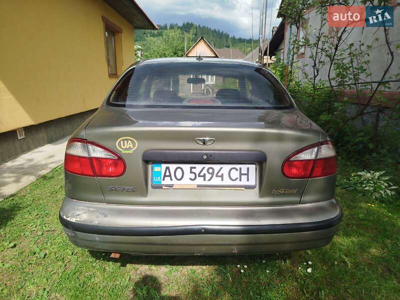 Седан Daewoo Sens 2004 в Межгорье
