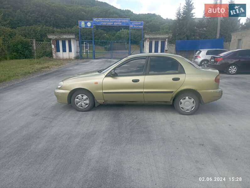 Седан Daewoo Sens 2006 в Перечині