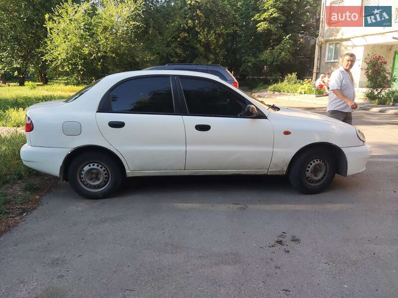 Седан Daewoo Sens 2003 в Никополе