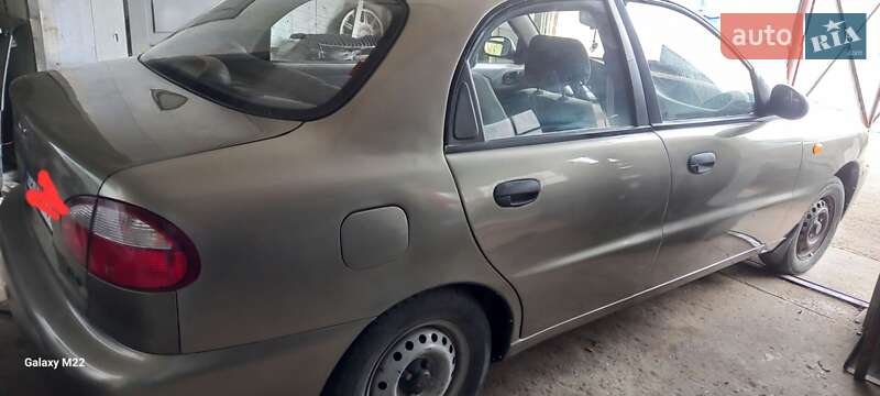 Седан Daewoo Sens 2005 в Рахове