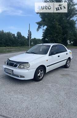 Седан Daewoo Sens 2004 в Каневе