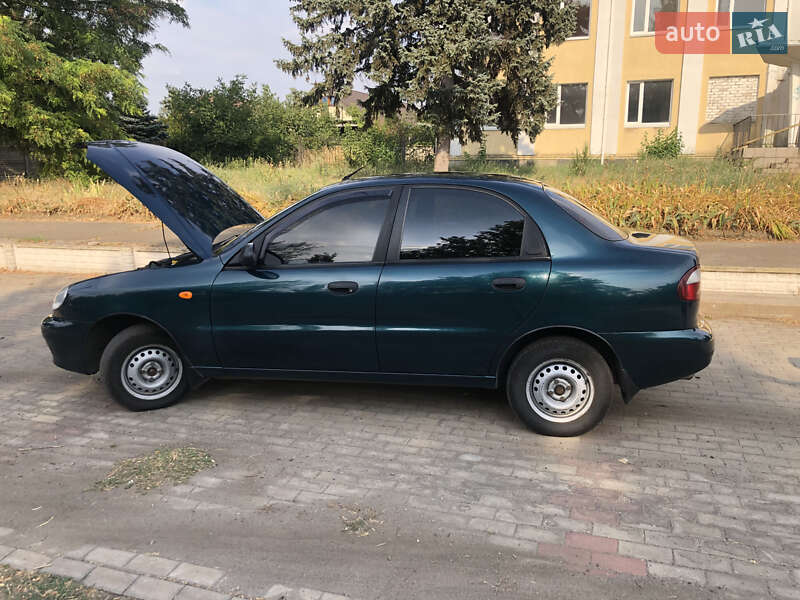 Седан Daewoo Sens 2006 в Марганце