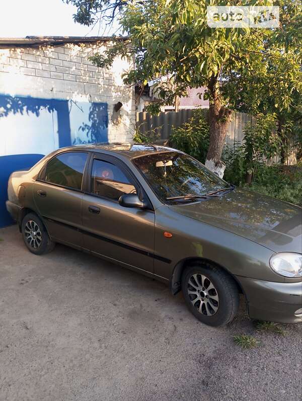 Седан Daewoo Sens 2004 в Андреевке