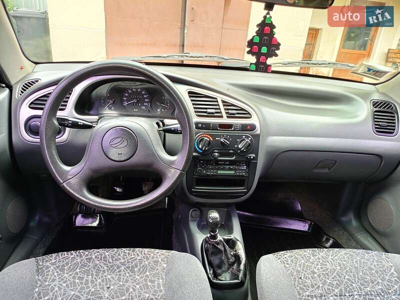 Седан Daewoo Sens 2011 в Тернополе