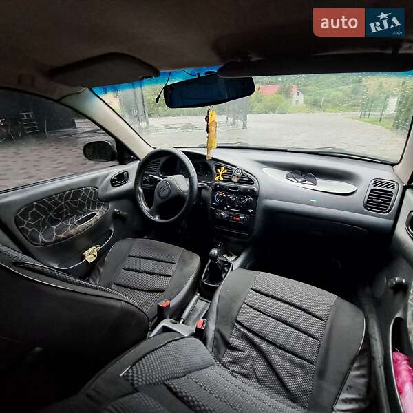Седан Daewoo Sens 2004 в Мукачево