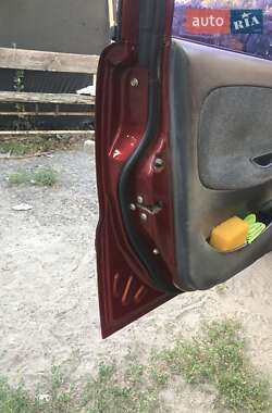 Седан Daewoo Sens 2005 в Диканьці