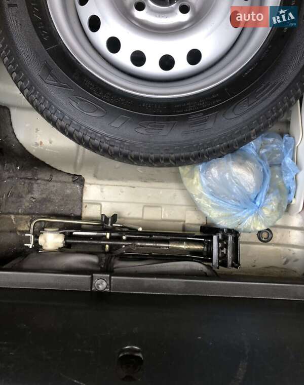 Седан Daewoo Sens 2003 в Запорожье