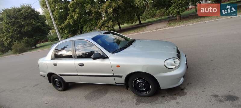Седан Daewoo Sens 2004 в Кременчуці