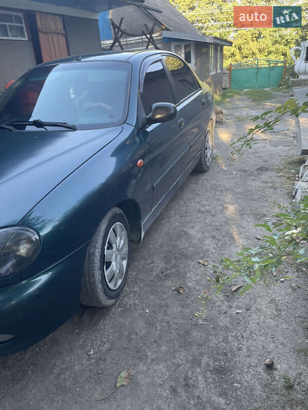 Седан Daewoo Sens 2004 в Кам'янець-Подільському